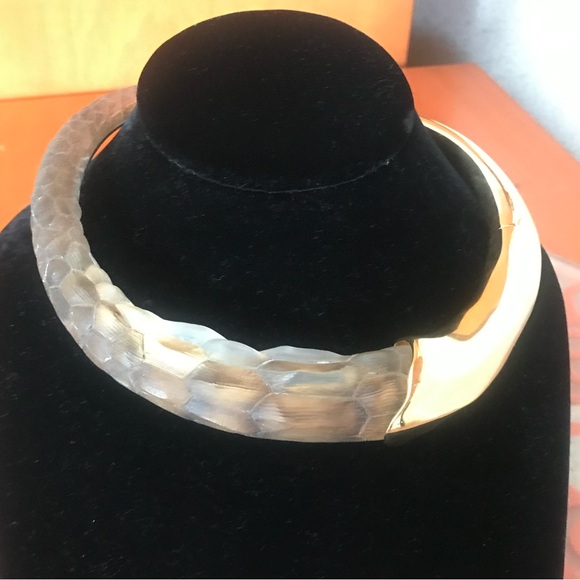 Alexis Bittar Reptile Taupe Lucite & Gold Chocker Necklace....